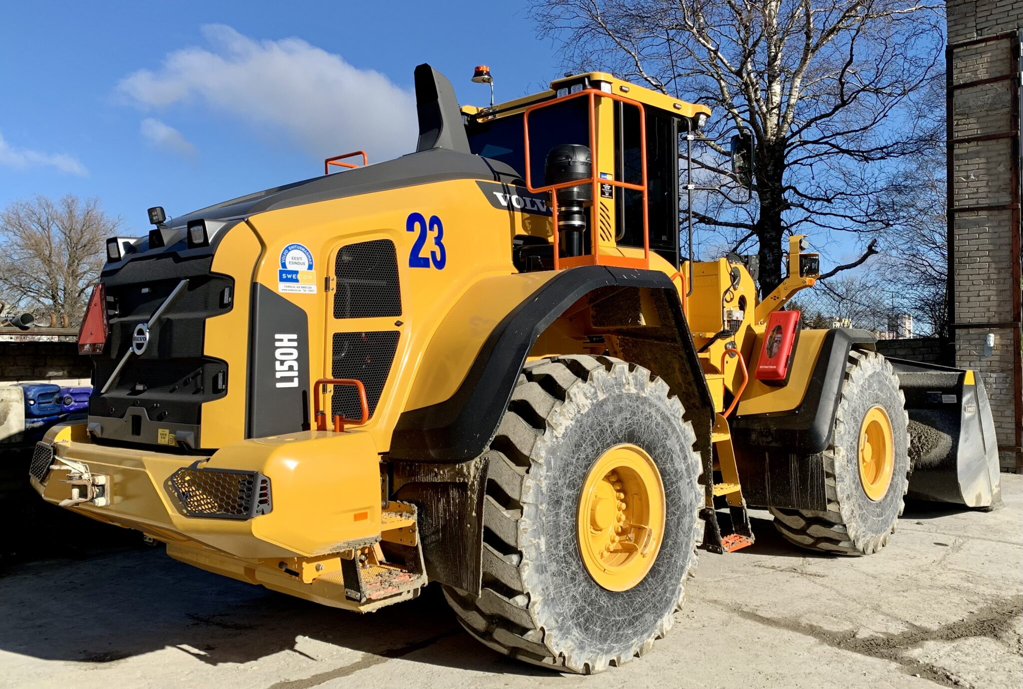 Limestone Factories of Estonia OÜ  has bought Volvo L150H front loader